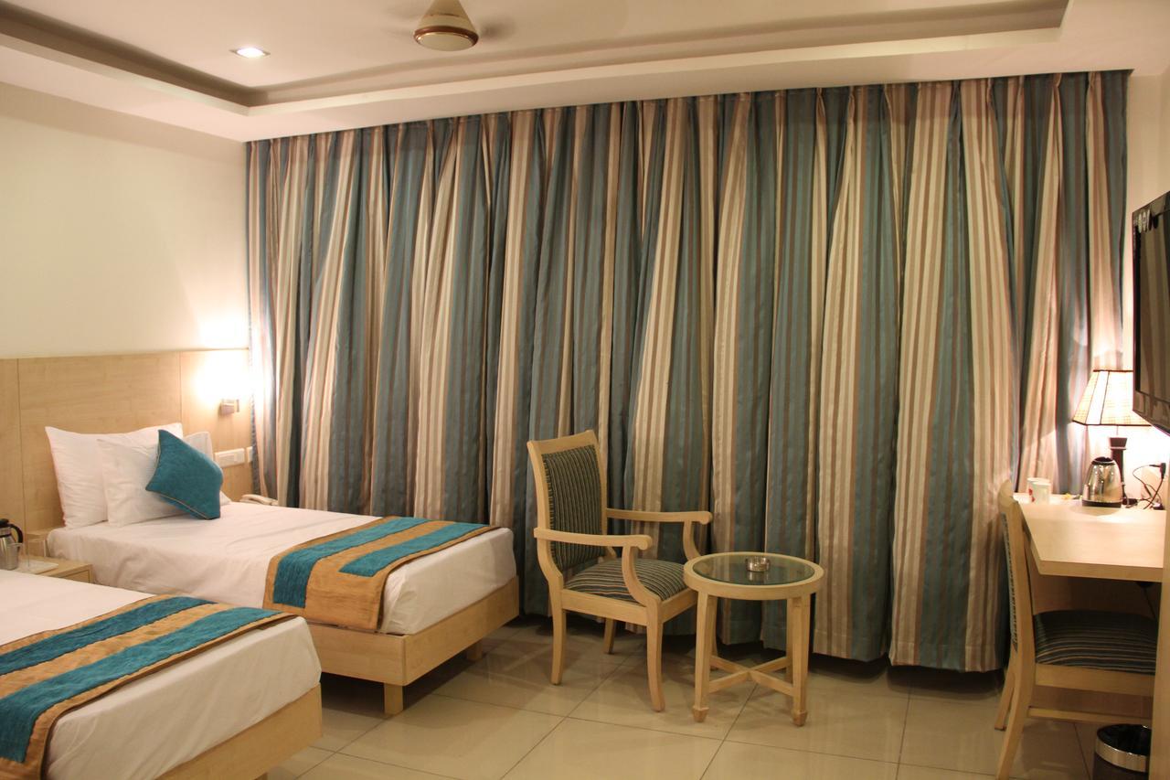 Hotel Southern Grand Vijayawāda Eksteriør billede